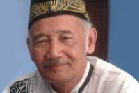 Juru Kunci makam keramat Dayeuhluhur H. Aceng Hermawan. (Dok. Hariansumedang/pTatang)