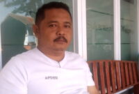Kades Sukamaju Kecamatan Rancakalong, Lukman Hakim, mentarget sebelum lebaran pembangunan DD akan rampung (Dok.Hariansumedang.com/Tatang Tarmedi)