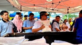 Pemkab.gelar Pasar Murah di Alun-Alun Sumedang (Dok.Hariansumedang.com/ Tatang Rarmedi)