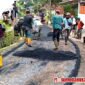 Kegiatan pengerjaan hotmix jalan di Desa Cipanas (Dok.hariansumedang.com/sumedangkab.go.id)
