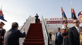 Presiden Mesir Abdel Fattah El Sisi secara langsung mengantar keberangkatan Presiden RI Prabowo Subianto ke bandara menuju Doha, Qatar. (Dok. Tim Media Prabowo)